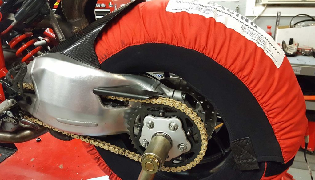 Ducati 848 Superbike 180/60-17 Rear Tire with Tire Warmer