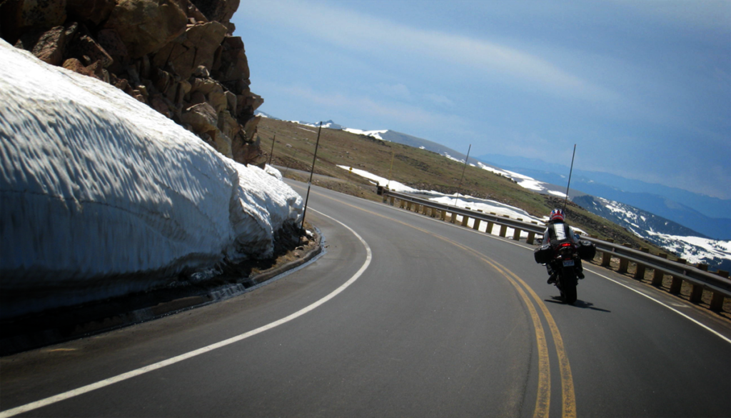 Triumph Daytona 675 Bear Tooth Pass